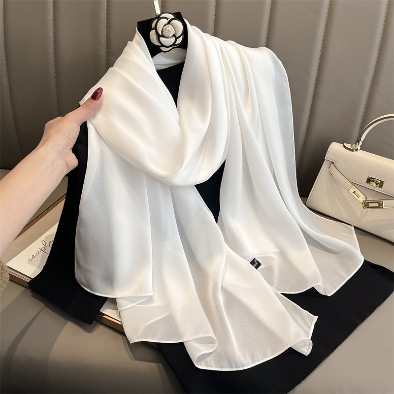2024 luxus Marke Frühling Groß – Silk Neck Scarf Bewertung und Preis