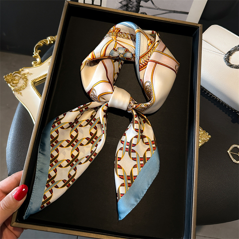 Luxuriöses Damen-Quadrat-Tuch  – Silk Neck Scarf Bewertung und Preis